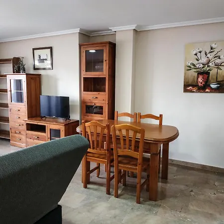 Deluxe San Julian Торрев'єха