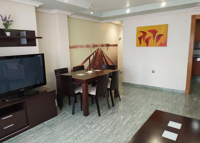 Deluxe San Julian * Торрев'єха