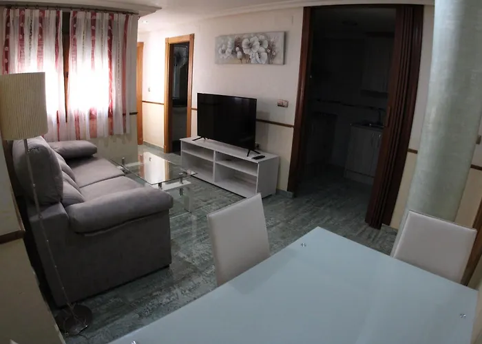 Deluxe San Julian Апартаменти *