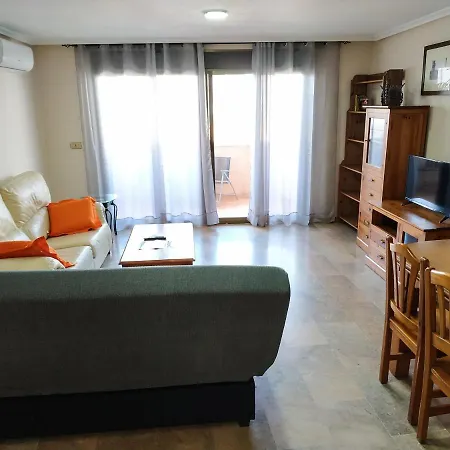 Deluxe San Julian Апартаменты Торевьиа