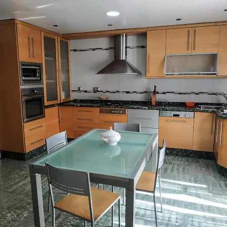 Deluxe San Julian Apartament