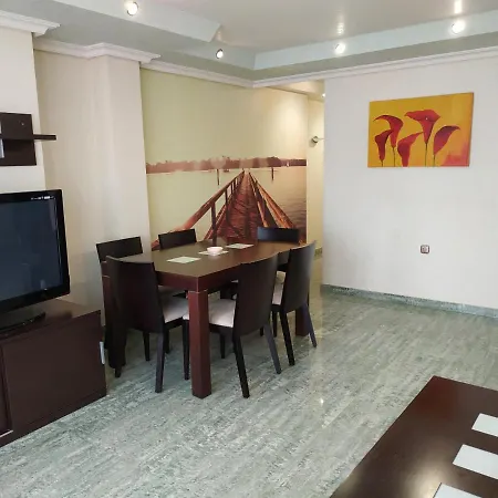 Deluxe San Julian * Торевьиа